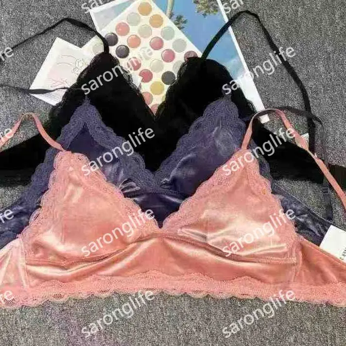 Women's French Vintage Lace Velvet Wireless Triangle Bra - Bra