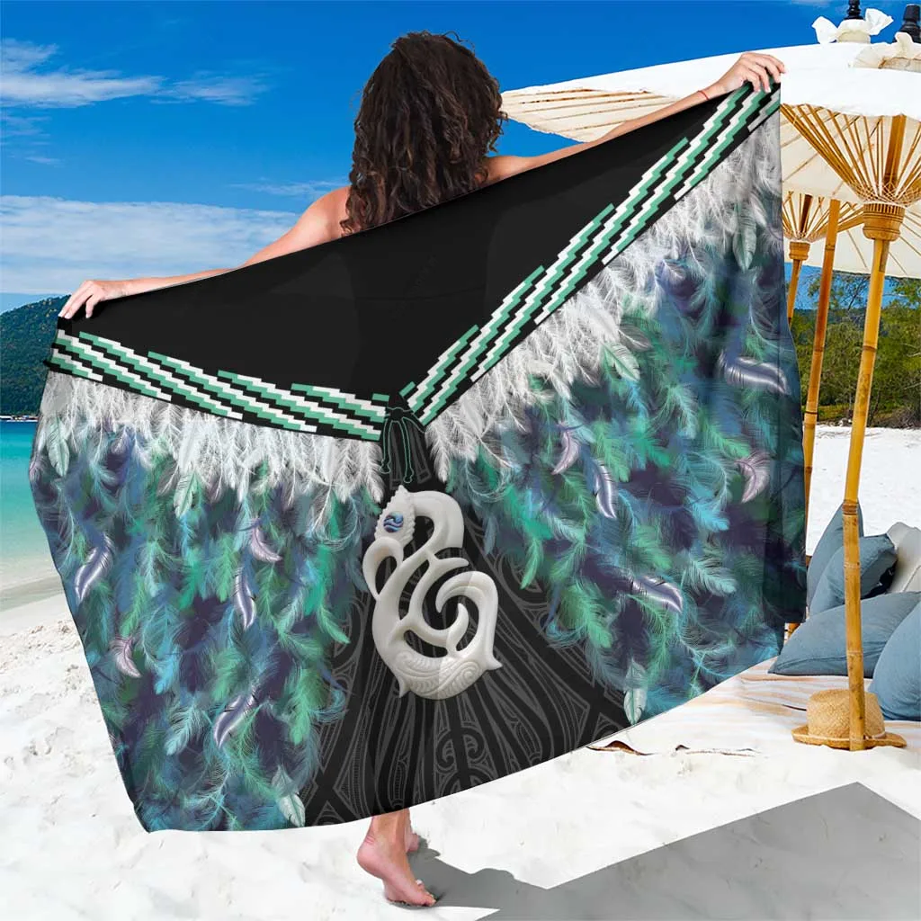 White Maori Korowai Hei Manaia Poutama Turtle Motif Print Sarong Polynesian Beach Wrap Pareo for Resort Wholesale Custom - main view