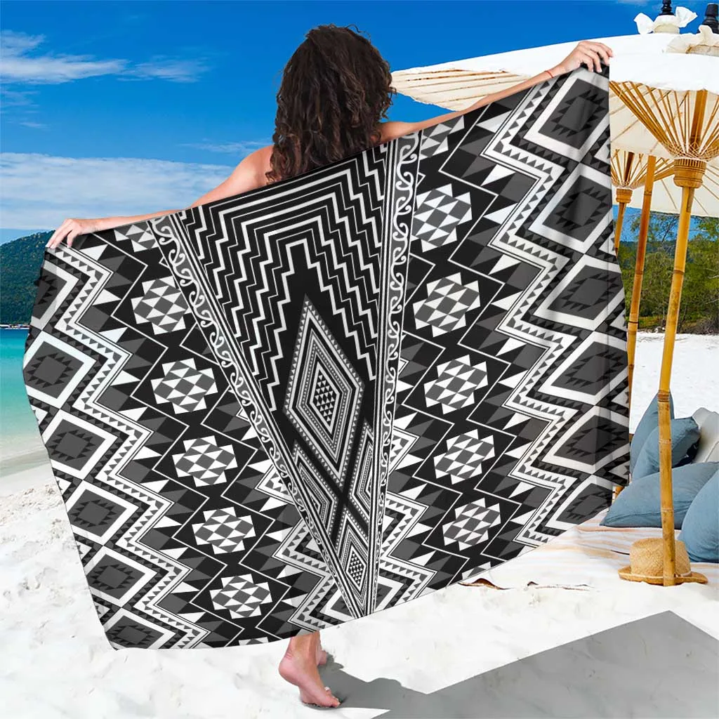 Aotearoa Tukutuku & Poutama Motif Classic Sarong - main view