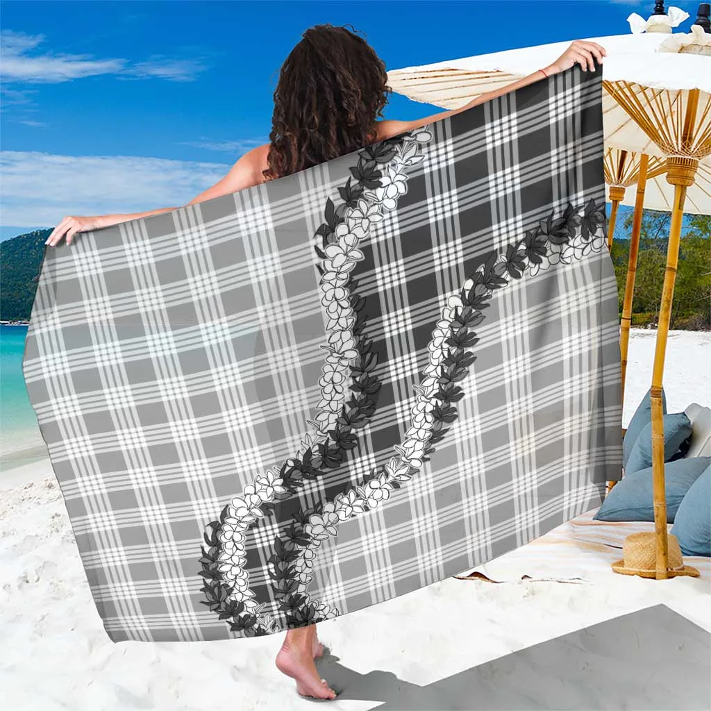 Gray Hawaii Palaka Sarong Hawaiian Honohono Lei - main view
