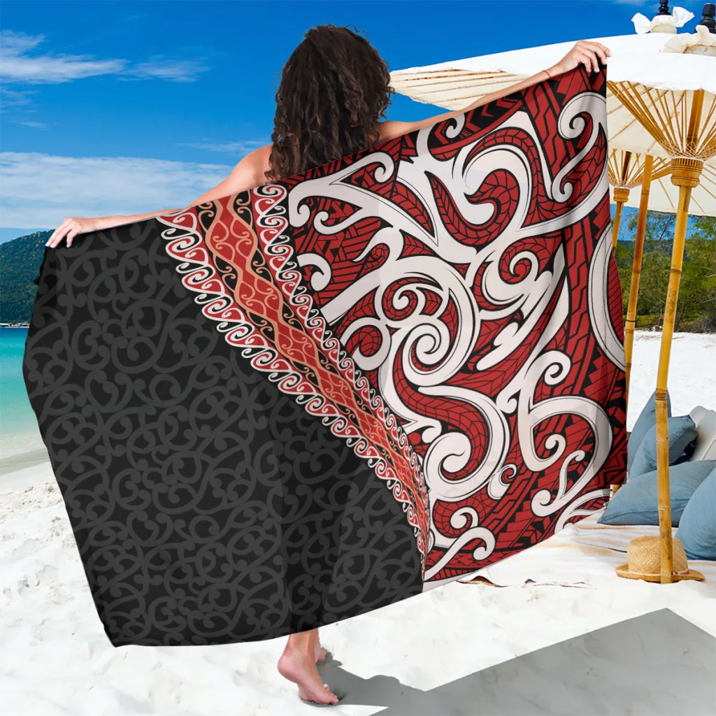 Cream White Maori Stylized Koru Spiral Tribal Print Sarong Beach Wrap Polynesian Resort Cover Up Wholesale Pareo - main view