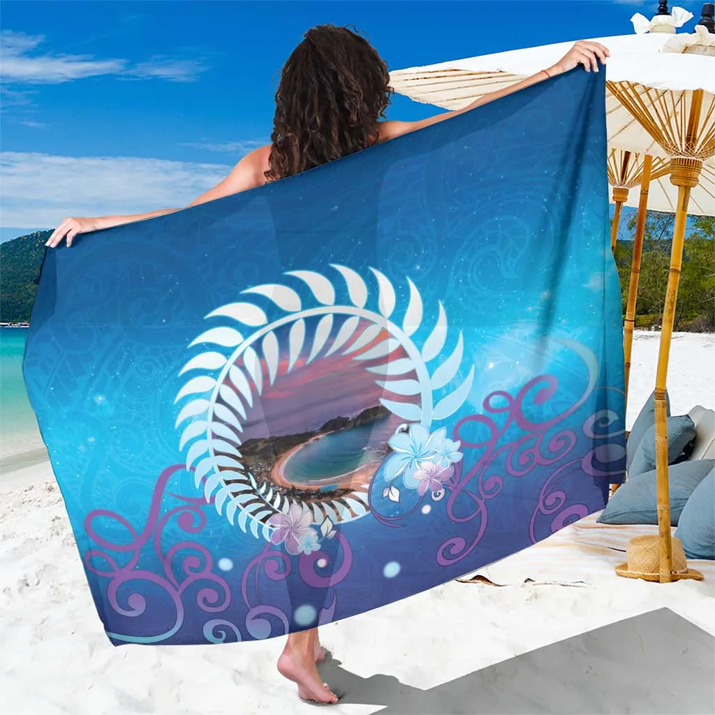 Blue-Green Gradient Matapouri Beach Landscape Palm Print Sarong South Pacific Resort Beach Wrap Wholesale Pareo - main view